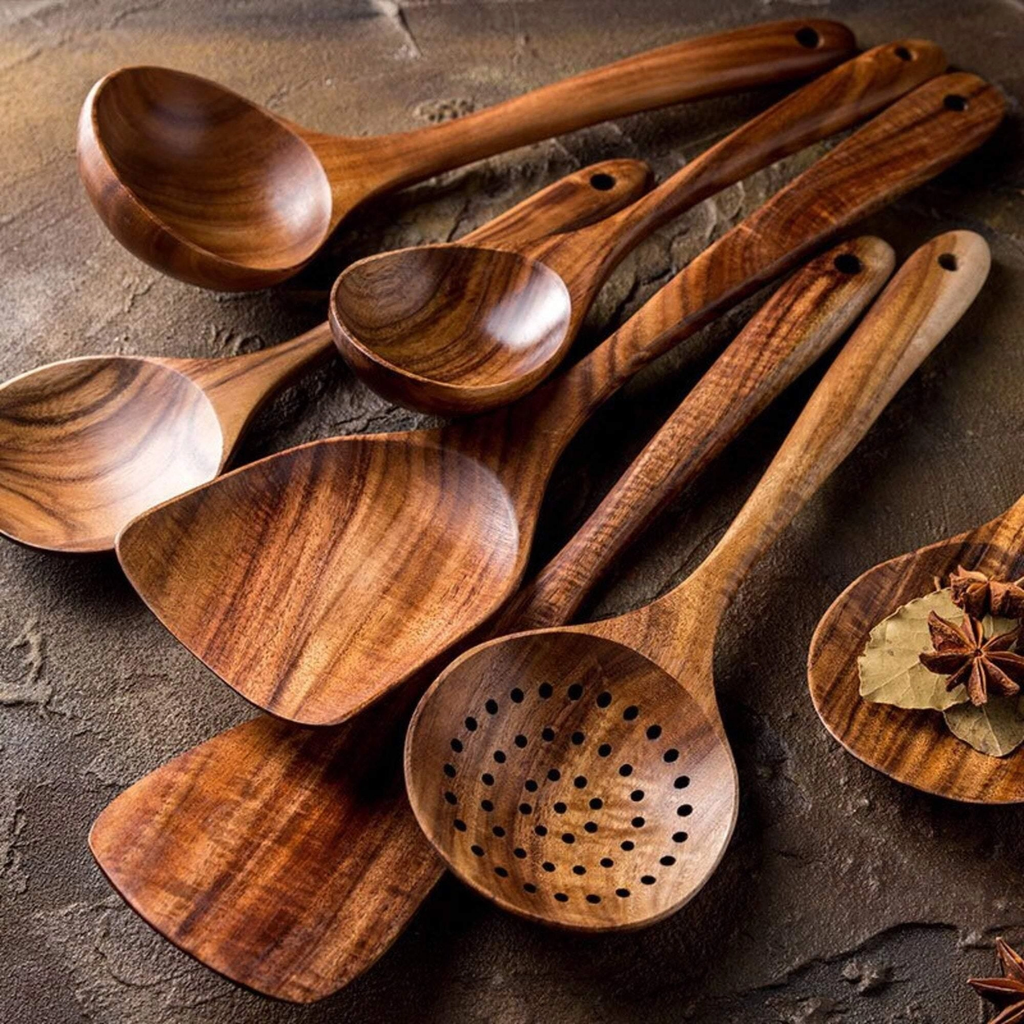 7-Piece Wooden Serving Set