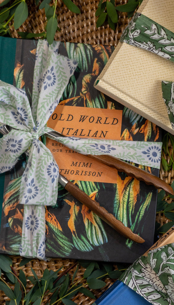 Old World Italian & Wooden Tong Gift Set